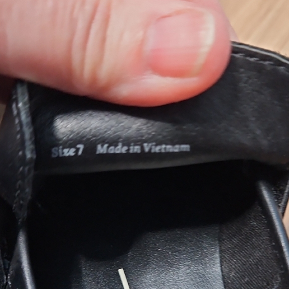 Dolce Vita Women's Yanni Black Platform Loafers - Picture 9 of 12